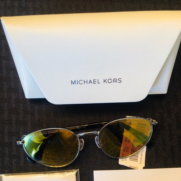 COPY - 🔥NWT Michael Kors Sunglasses - Picture 1 of 4